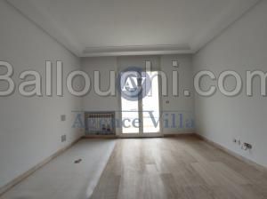 À Louer un Appartement S+4 a la marsa