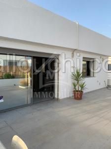 à vendre un appartement S+3 à HAMMAMET NORD 51333131