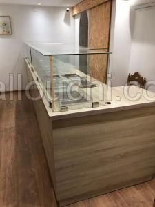 Vente comptoir en bois