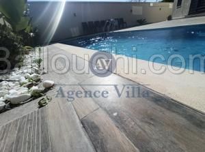 A Louer un rez de chaussé de villa s+3 meublé avec piscine à La Marsa