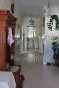 à vendre un étage de villa S+4 à NABEUL 51333131