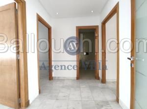 A louer un Appartement s+3 Au Lac 2 (a usage habitation ou bureautique)