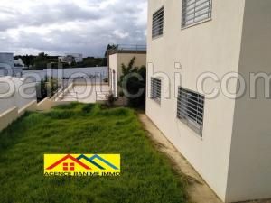 Charmante villa ds 640m2 a la plage el haouaria 8045