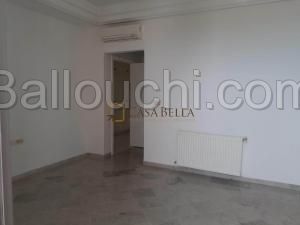 Un magnifique appartement S3 sur la route touristique Khzema