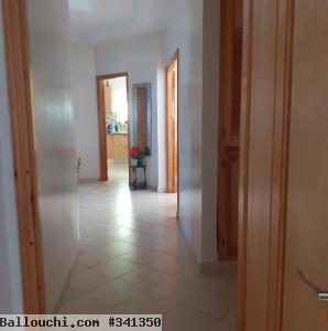 A vendre belle villa sur un terrain de 500 m² en 2 étages à Béja