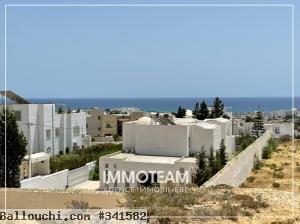 Un terrain à vendre