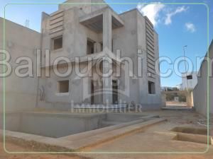 une VILLA inachevée à VENDRE à MREZGA 51333131