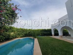 Villa MOON (Réf: V1250)