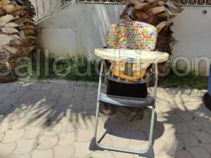 a vendre chaise à manger pour bébé