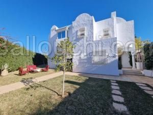 Villa VERDOYANTE (Réf: V2490)