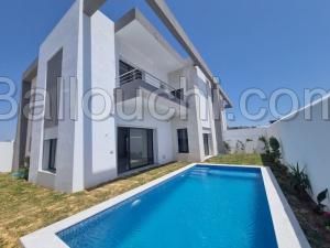 Villa CAMOMILLE (Réf: V2539)