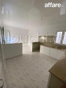 Appartement Vaste S+2 Haut Standing Borj Louzir