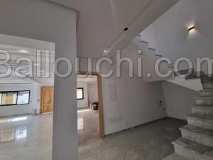 Villa TOUTA (Réf: V2559)