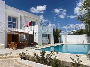 Villa MIRNA(Réf: L2090)