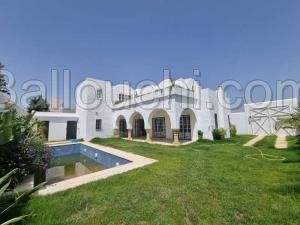 Villa NOVELLA (Réf: V2555)