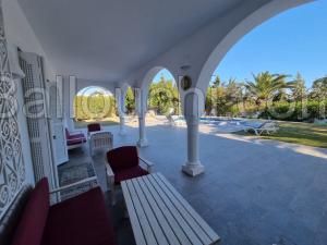 Villa VERDOYANTE (Réf: V2490)