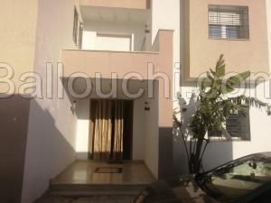 Villa avec 4 garages à vendre à Hammamet Sud 51355351