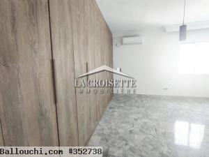 Duplex s+3 avec jardin et piscine à La Marsa