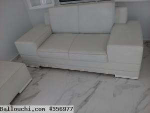 Divan et pouffe