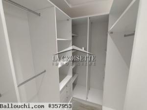Un duplex en s+3 à la Marsa , référence Mdl0493