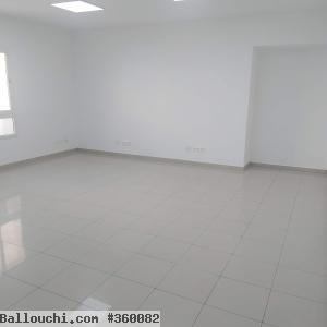 Coquette bureau 188 m² au Lac 1