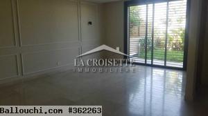 Triplex S4 à La Marsa MTRL0021