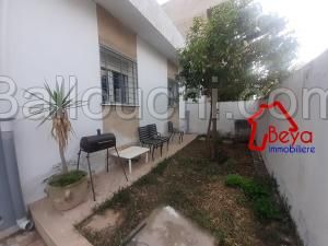 Hammamet nord , une villa plein pied avec jardin à 360 Mdt