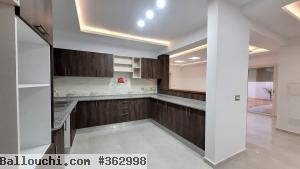 VENTE VILLA NEUVE À HOUMT SOUK ZONE URBAINE - RÉF V618