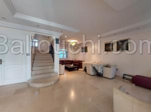 Duplex s+5 à Ezzahra