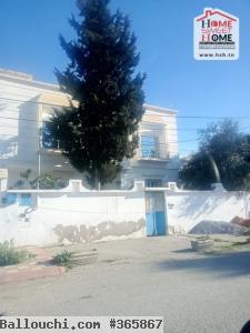 Etage de Villa Amigos à Vendre à Ben Arous
