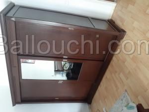 Armoire en bois massif