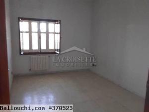 une villa S+7 à La Marsa ZVV0245