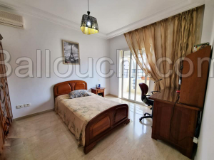 S+3 A Vendre situé à Jardins d'El Menzeh