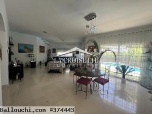 Villa s+3 avec piscine à Gammarth MVL0096