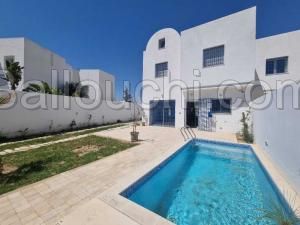 Villa NIGELLE(Réf: L2580)