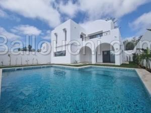 VILLA CHADHA (Réf: V2649)