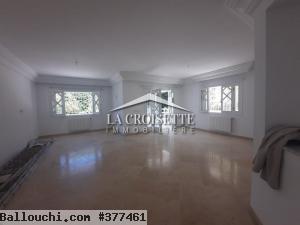 Villa s+3 à Gammarth MVL1411
