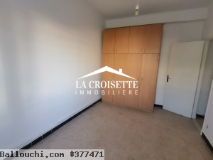 Etage de villa s+5 avec jardin à la marsa MEL0452