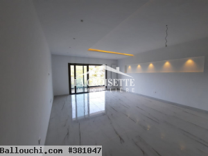 Duplex s+3 avec terrasse à Gammarth MDL0549