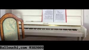 Piano droit acoustique