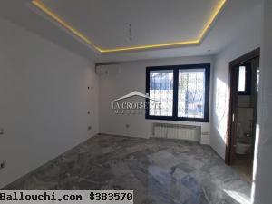 Appartement s+3 à la marsa MAL0576