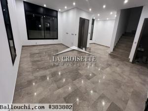 Villa s+3 à gammarth MVL0956