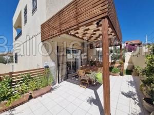 Villa CHARDON (Réf: V2686) AVEC VUE SUR MER