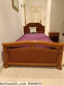 Lit Simple (une place) + Table de nuit