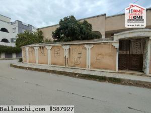 Villa Hiléne à Vendre à Rades Meliane
