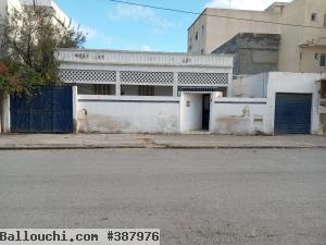 Maison à vendre (commercial)