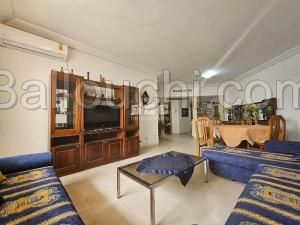 APPARTEMENT PIEDS DANS L'EAU V1283