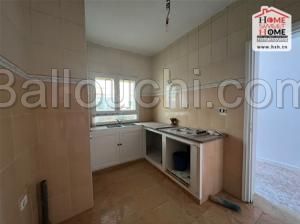 Etage Romania à Louer à L'Aouina