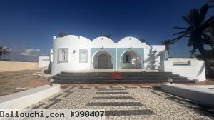 VENTE VILLA AVEC GRAND TERRAIN PROCHE ZONE TOURISTIQUE MIDOUN - RÉF V659