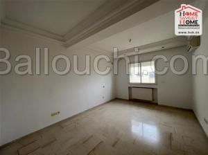 S3 Thiago à Vendre à Ain Zaghouan Nord